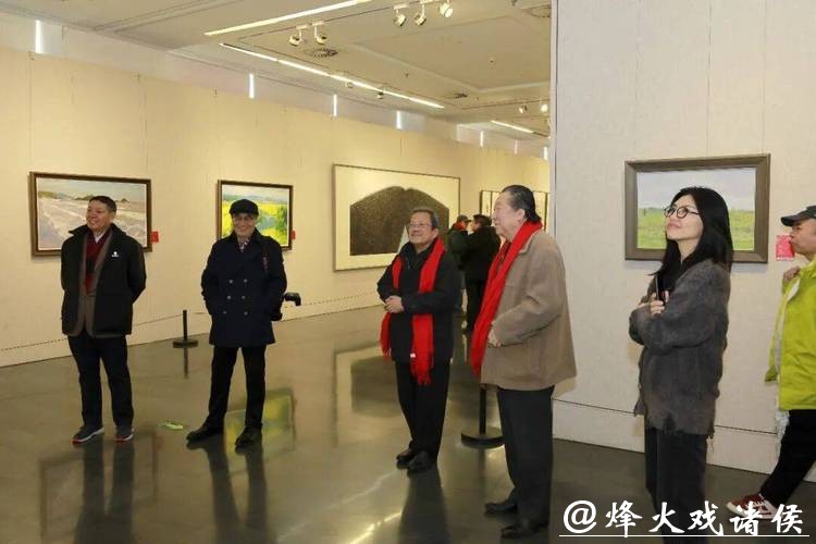 “东方微笑·2026人美新春特展”开幕