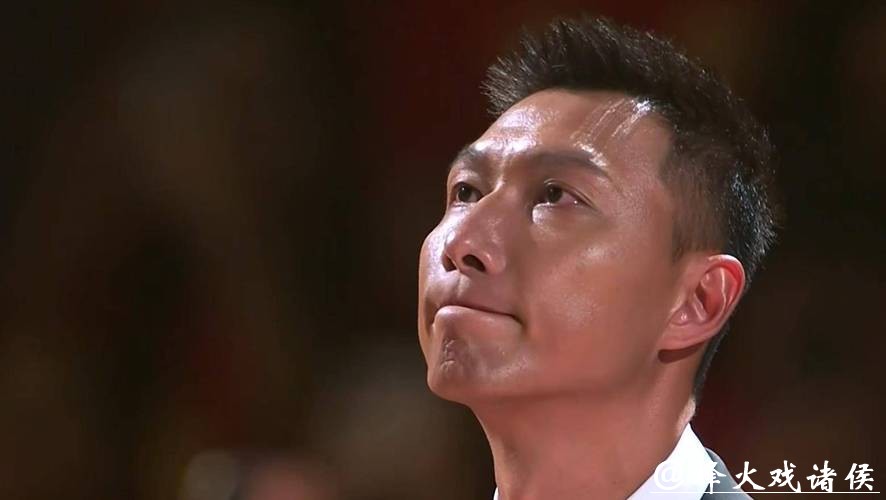 易建联的沉默耐人寻味 还能微微一笑反转吗